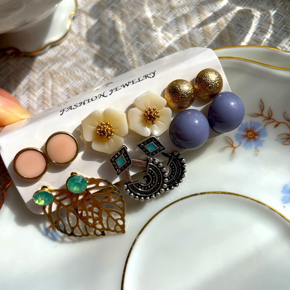 6 Variety earrings - round, ball, flower shape